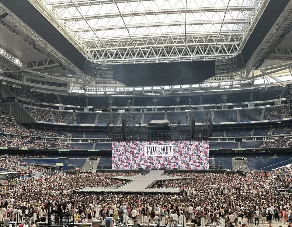 Eras Tour in Madrid (click to enlarge)